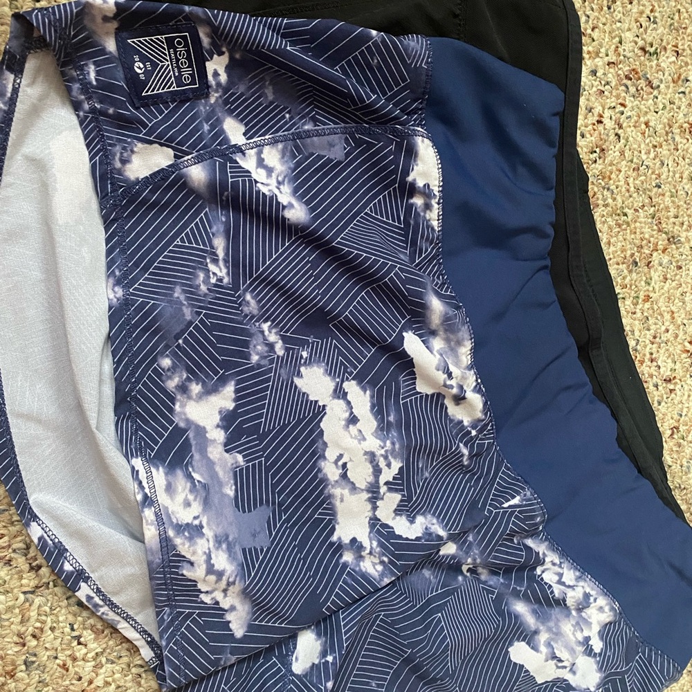 Oiselle Navy and Black Roga Shorts